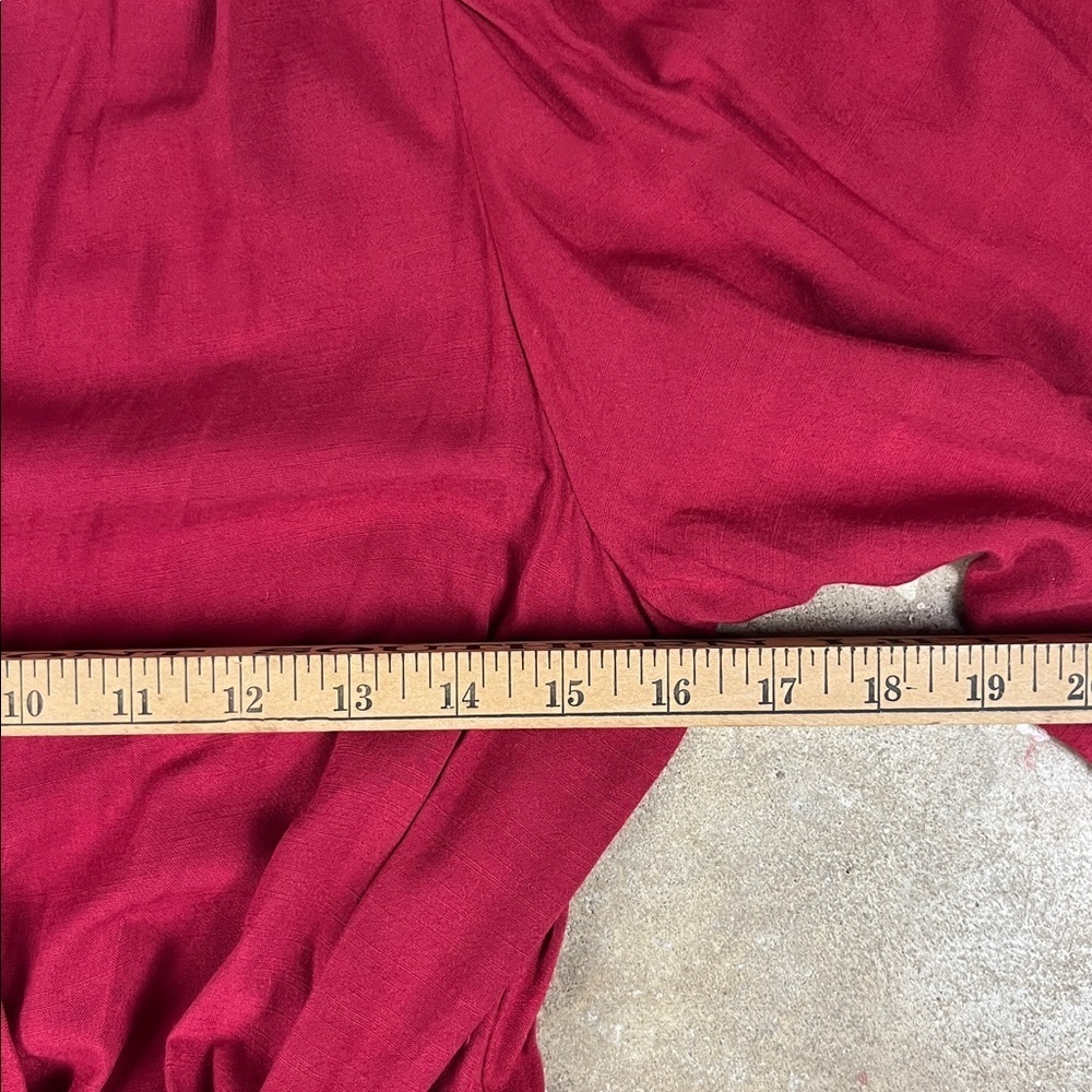 Lusaka Alexis dress in a deep wine colored red NWT
Size: L/ 8 - Picture 5 of 7